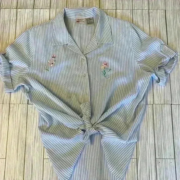 90’s Floral Cottagecore Koret Button Up shirt - Picture 2 of 7